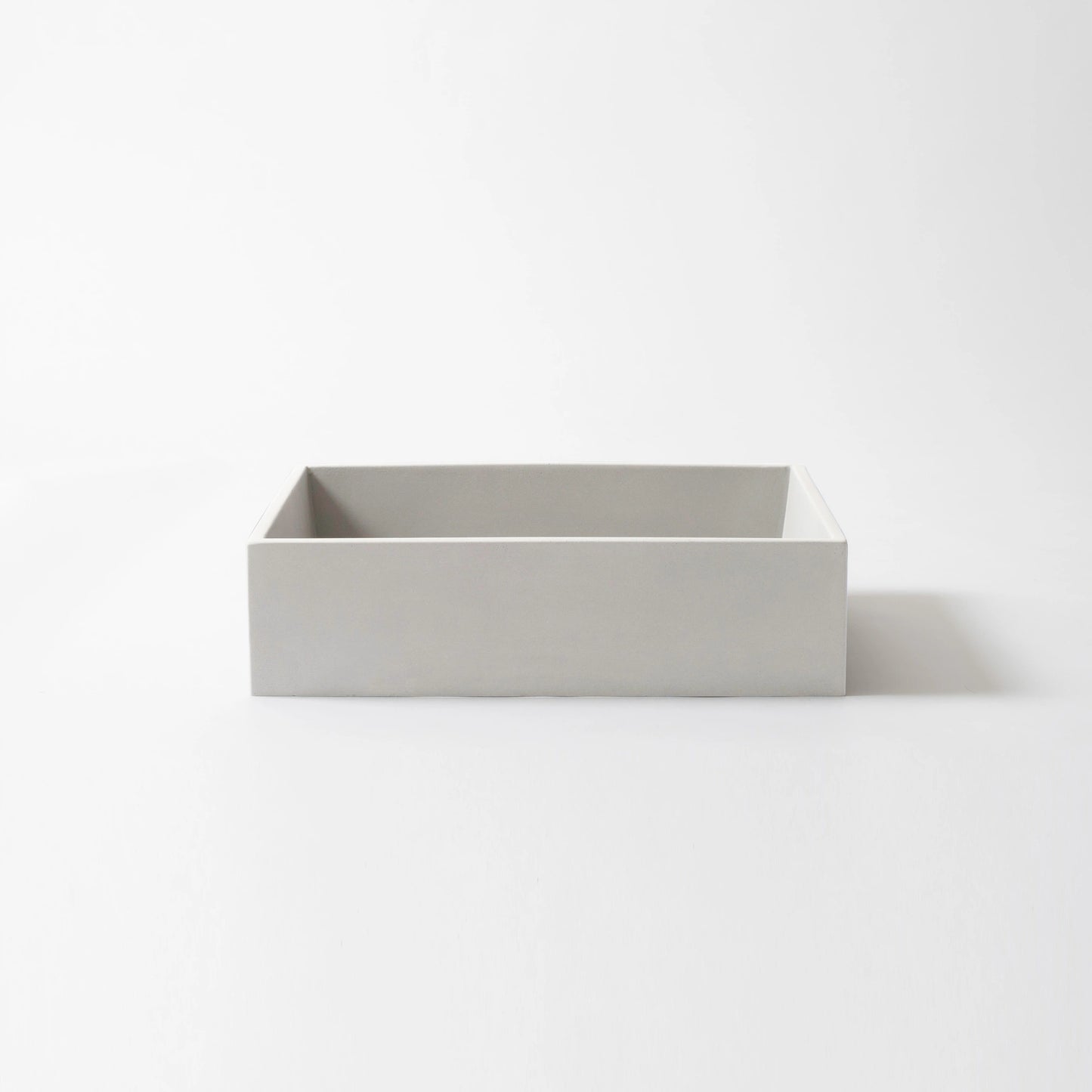Baly - Concrete Rectangle Basin (Medium)