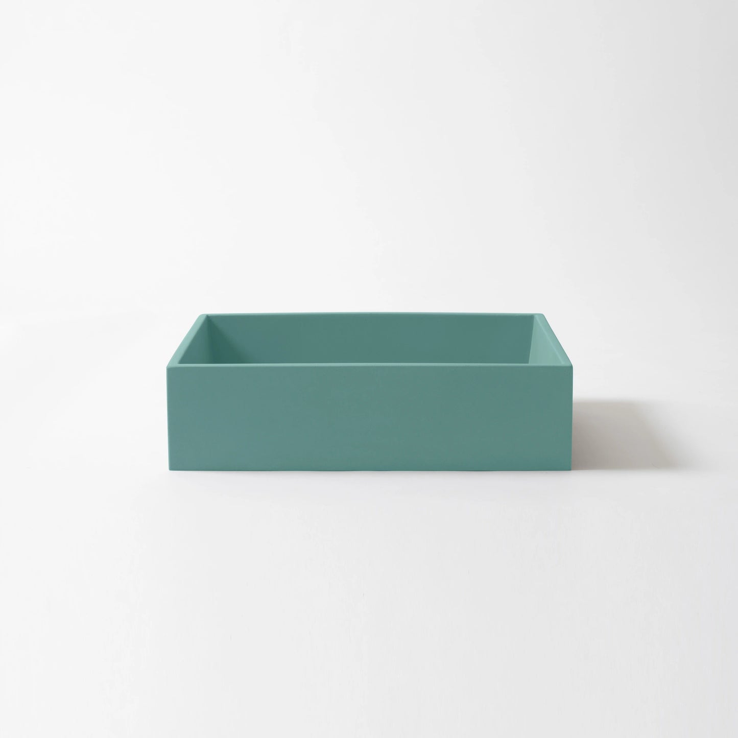 Baly - Concrete Rectangle Basin (Medium)